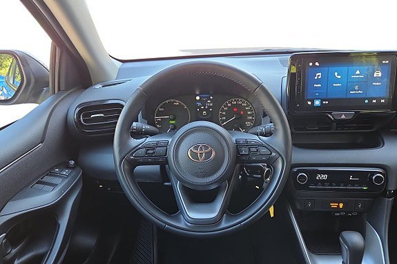 Vehicle Image 19