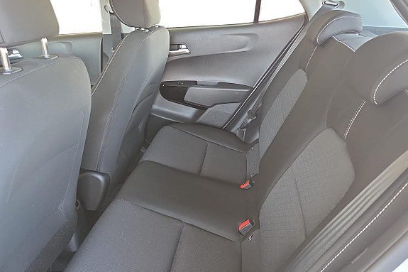 Vehicle Image 14
