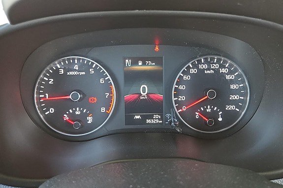 Vehicle Image 17