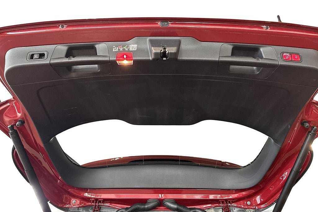 Vehicle Image 17