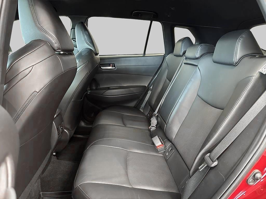 Vehicle Image 8