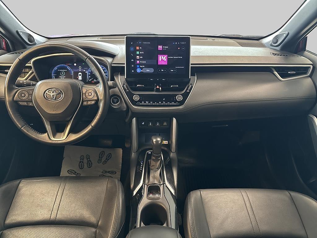 Vehicle Image 9