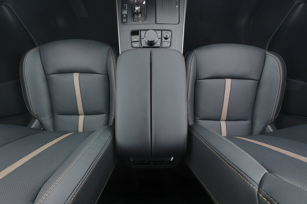 Vehicle Image 14