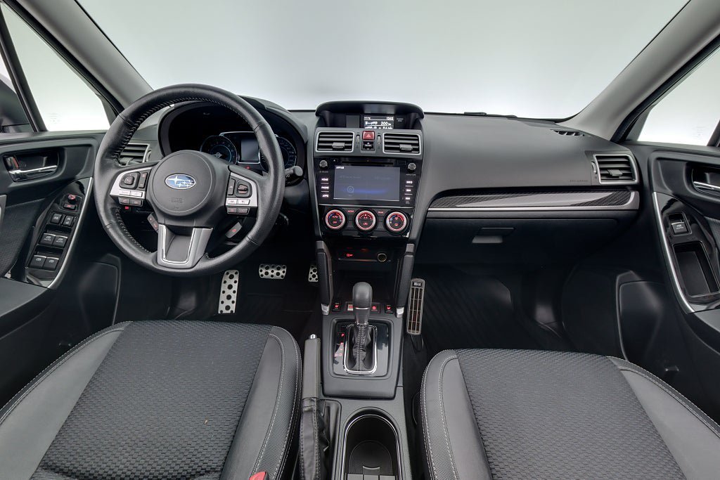 Vehicle Image 16