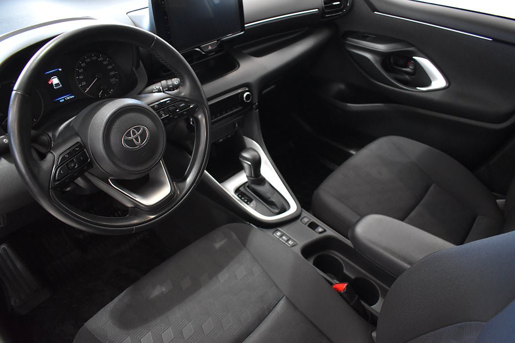 Vehicle Image 7