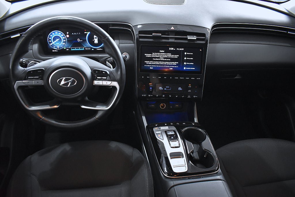 Vehicle Image 11