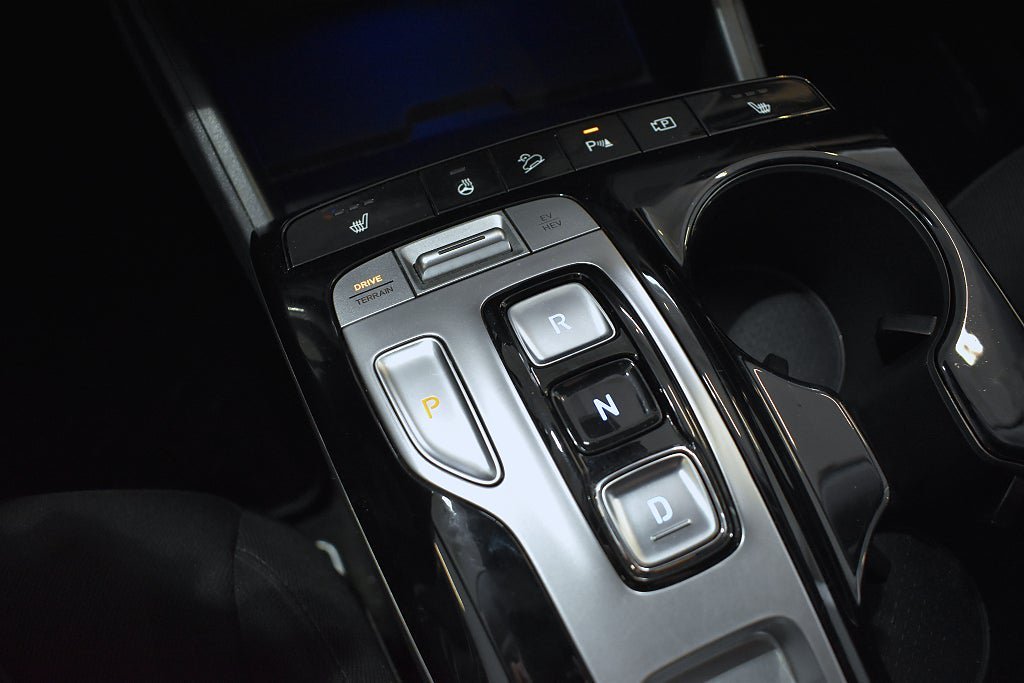 Vehicle Image 16