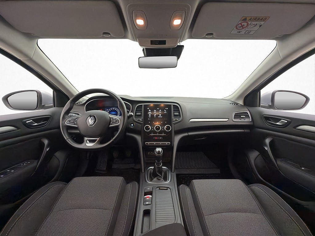 Vehicle Image 12