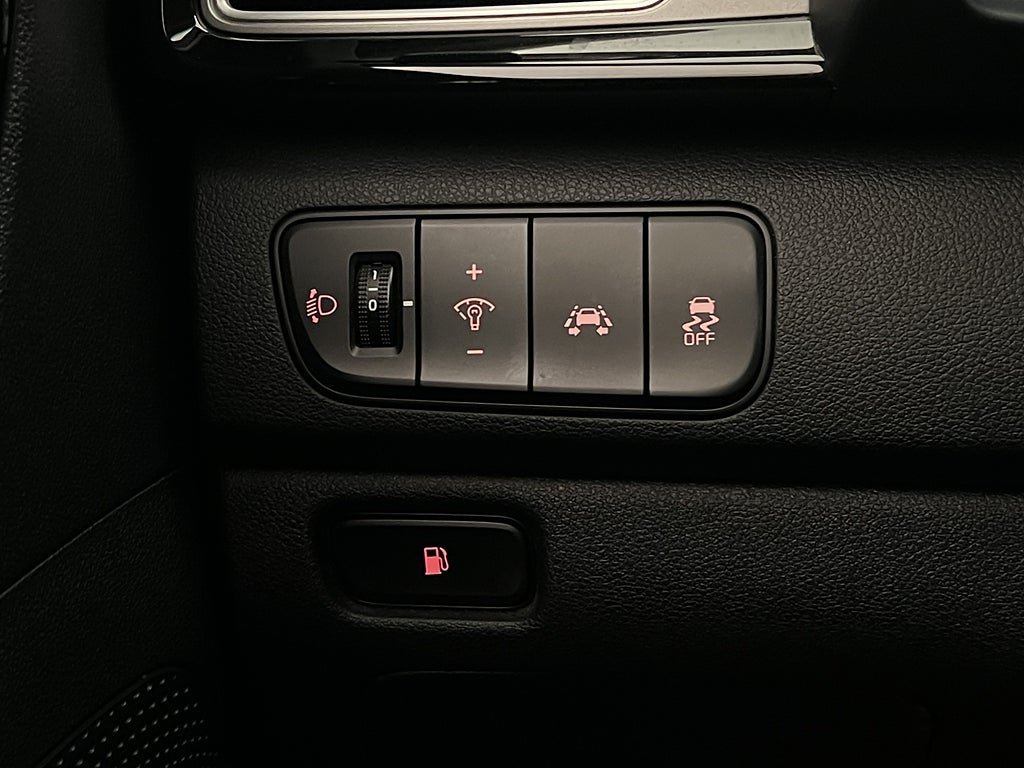 Vehicle Image 29