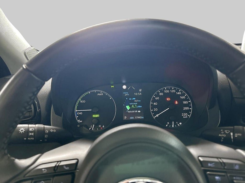 Vehicle Image 15