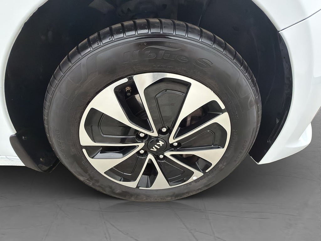Vehicle Image 31