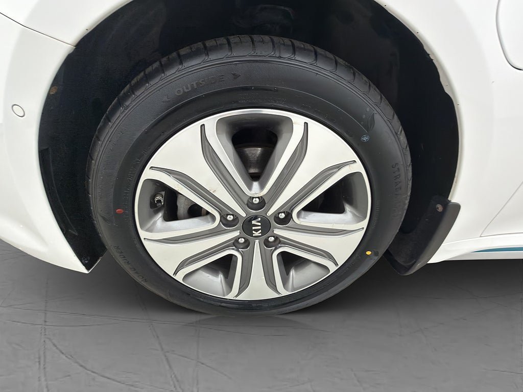 Vehicle Image 33