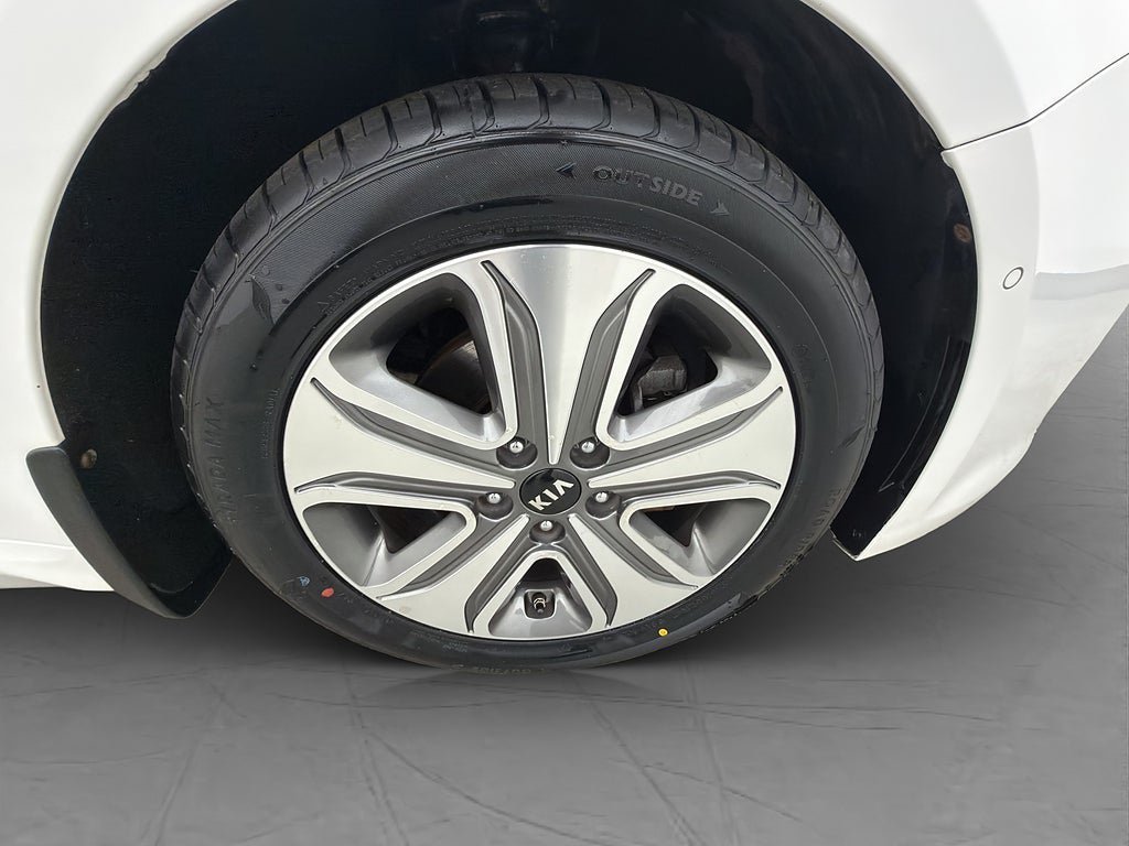 Vehicle Image 36
