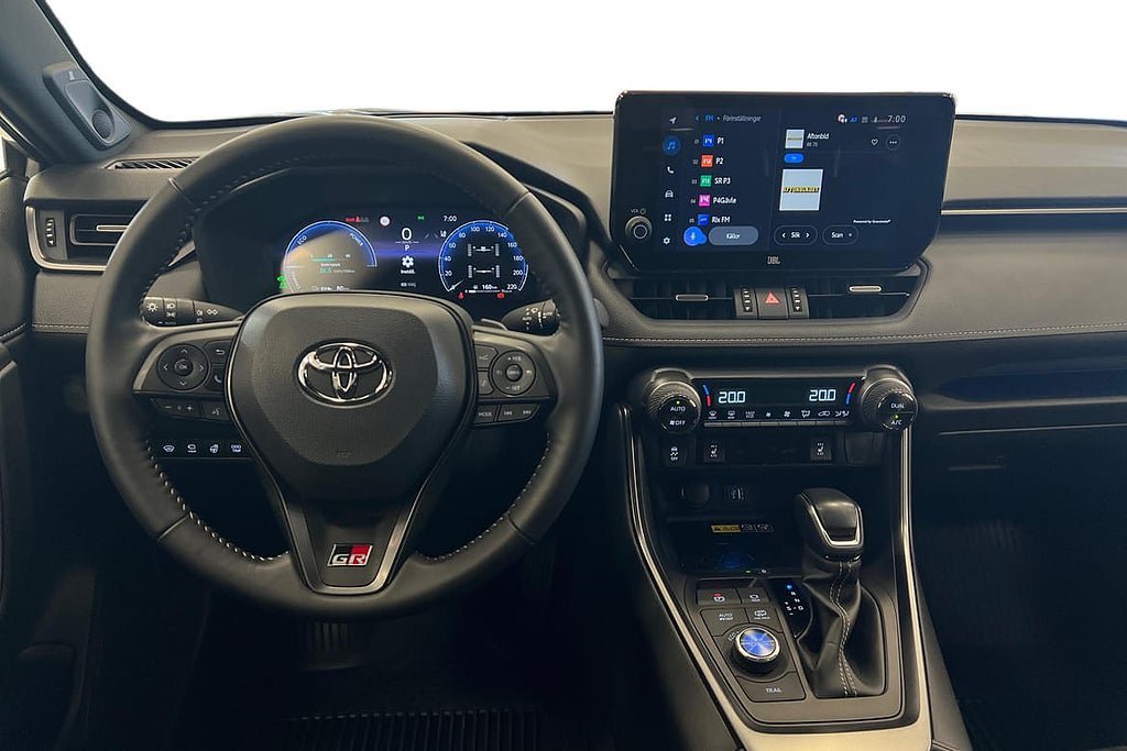 Vehicle Image 11