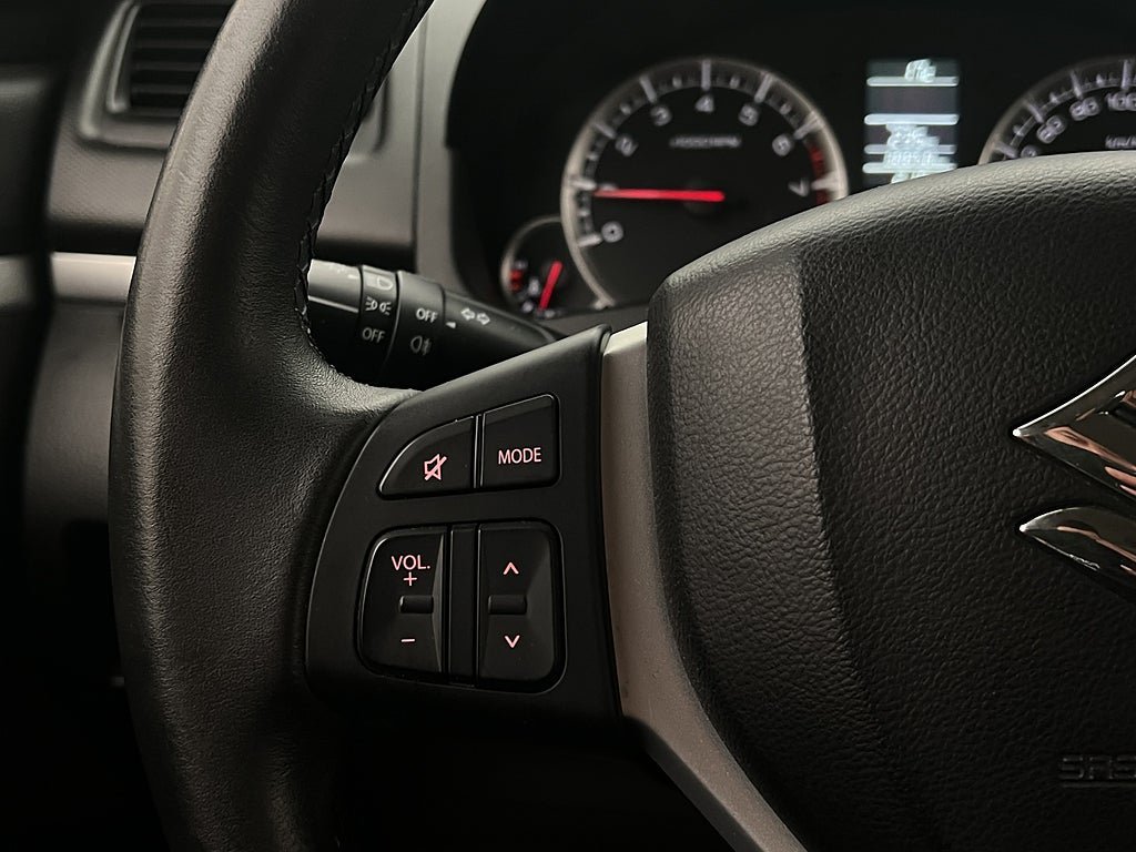 Vehicle Image 14
