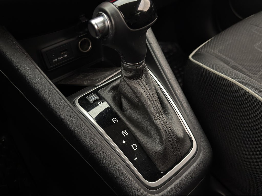 Vehicle Image 18
