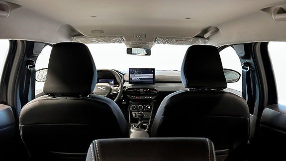Vehicle Image 17