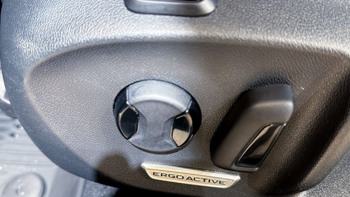 Vehicle Image 17