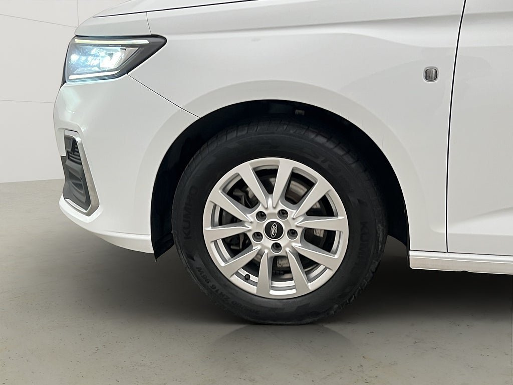 Vehicle Image 31