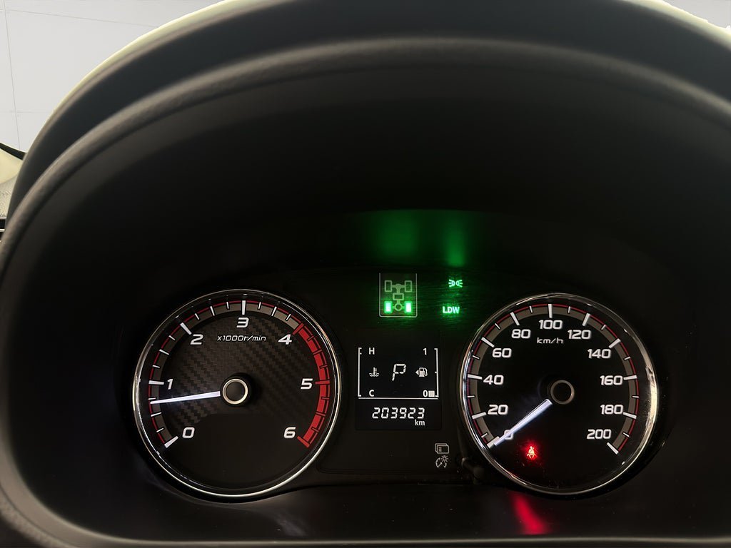 Vehicle Image 20