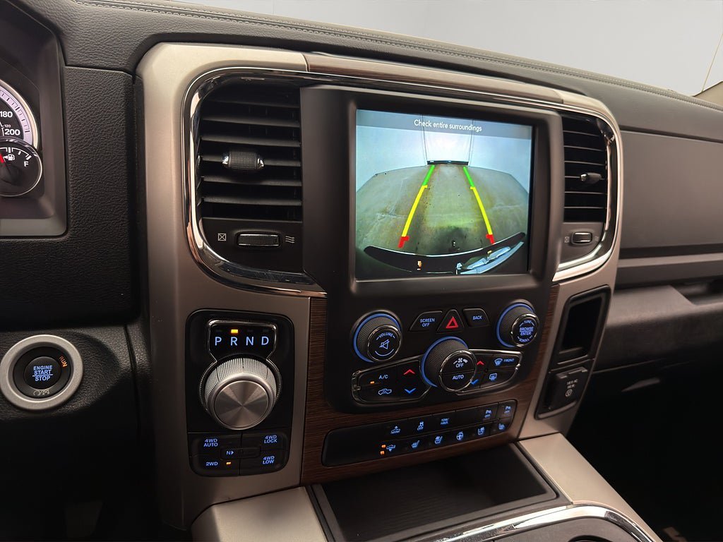 Vehicle Image 22