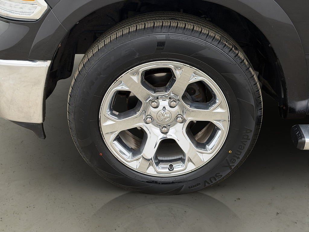 Vehicle Image 35