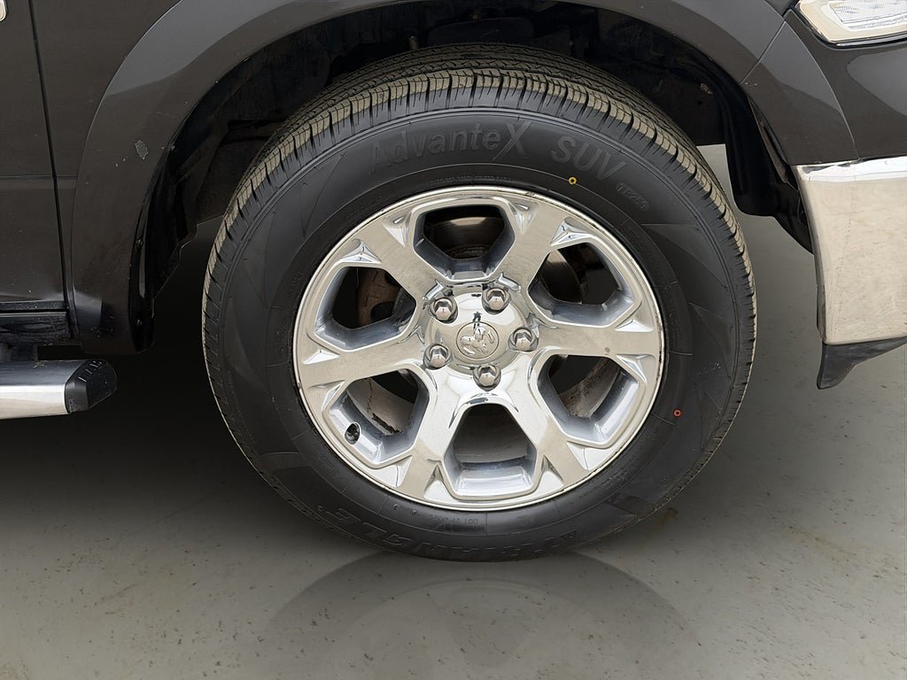 Vehicle Image 38