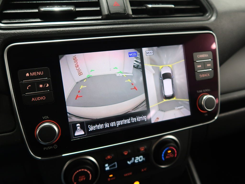 Vehicle Image 23