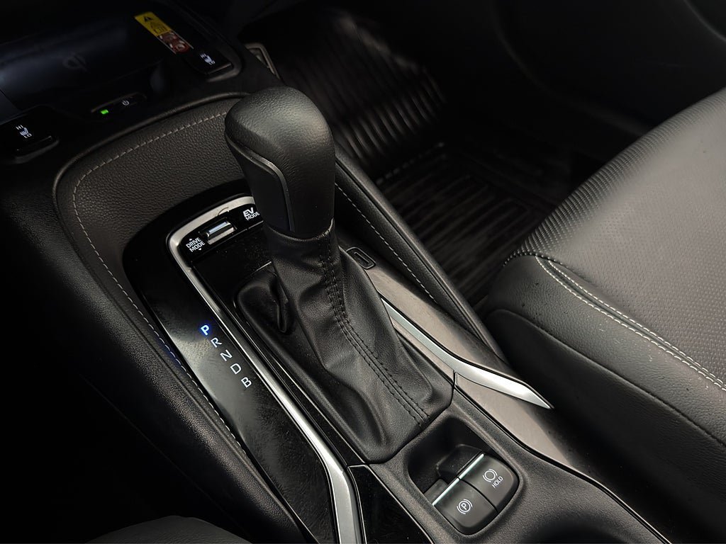 Vehicle Image 23