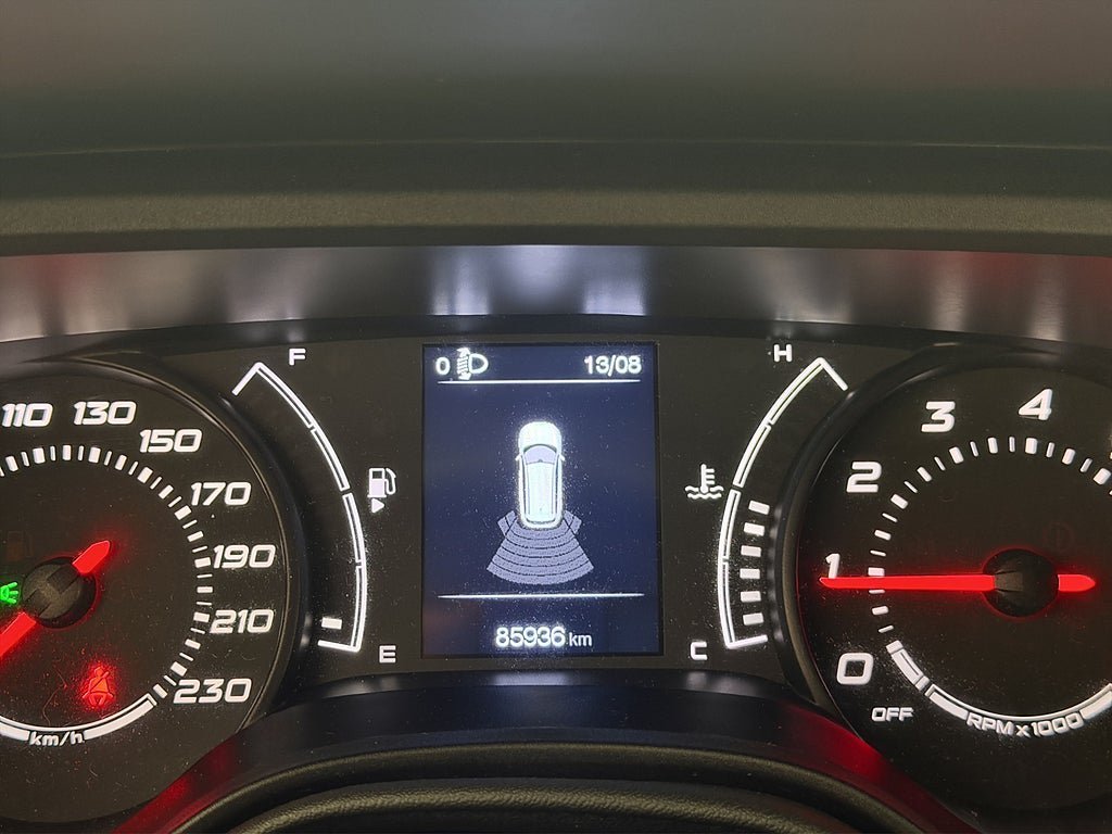 Vehicle Image 18