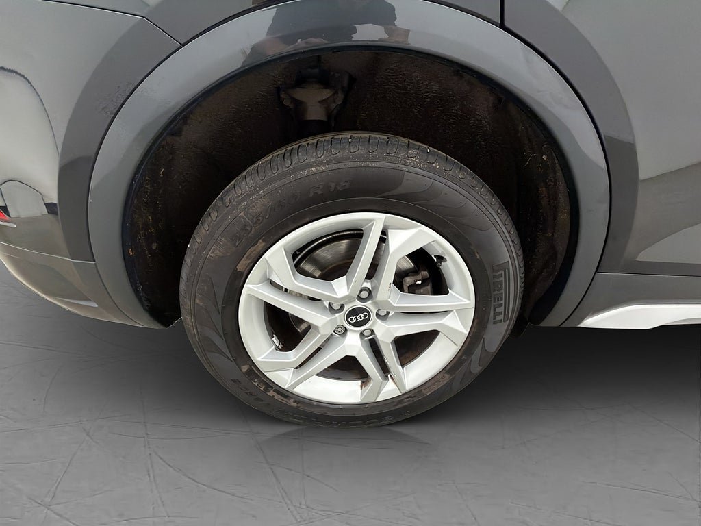 Vehicle Image 31
