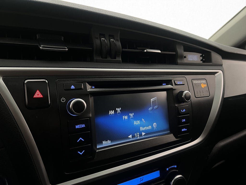 Vehicle Image 22