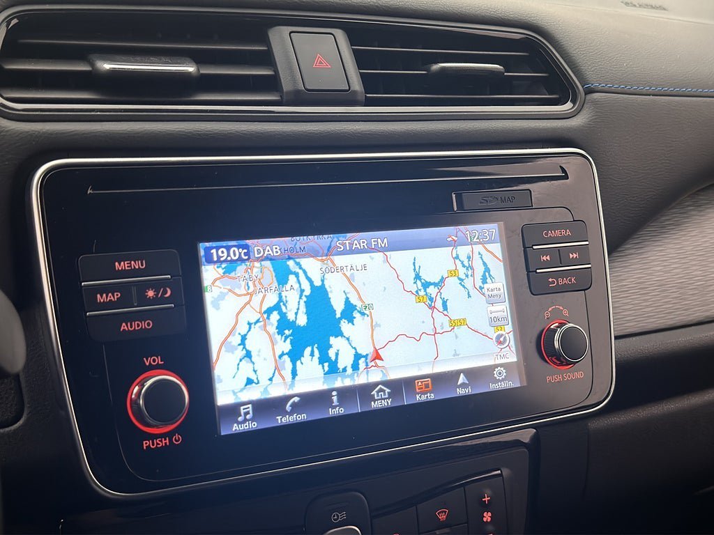 Vehicle Image 24