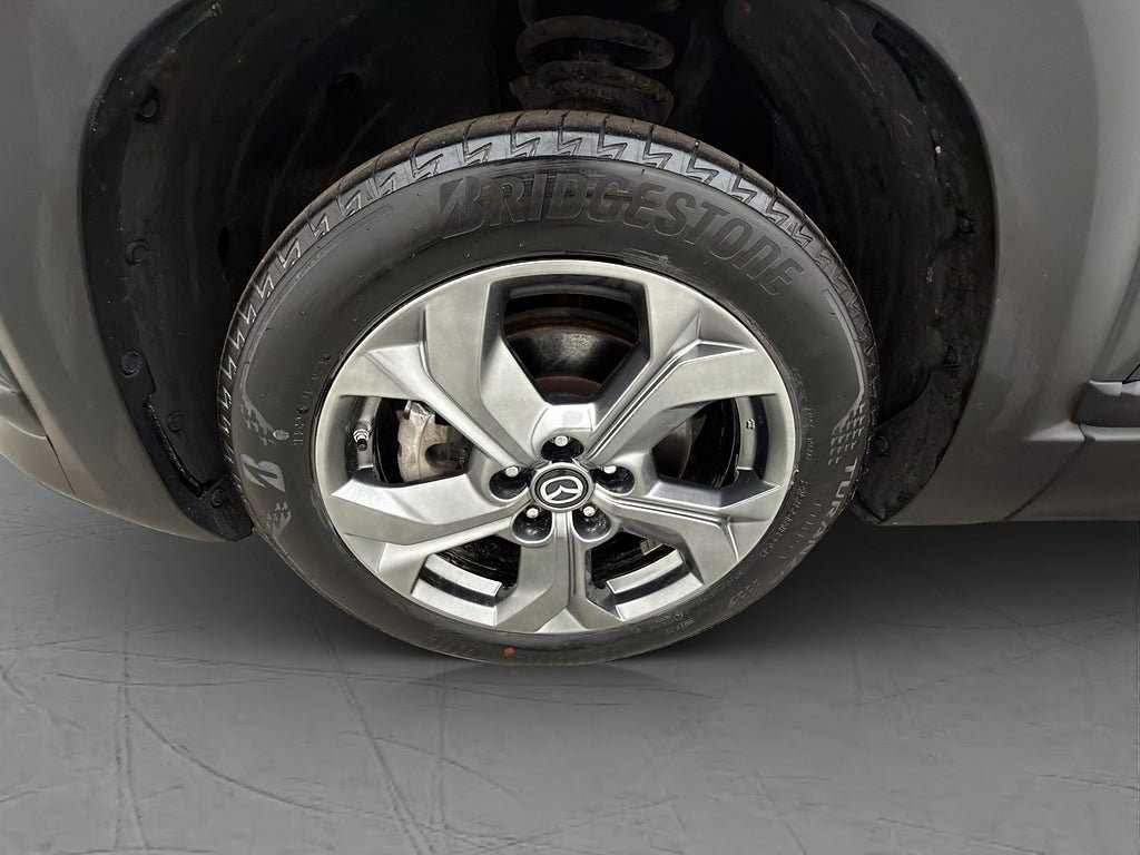 Vehicle Image 33
