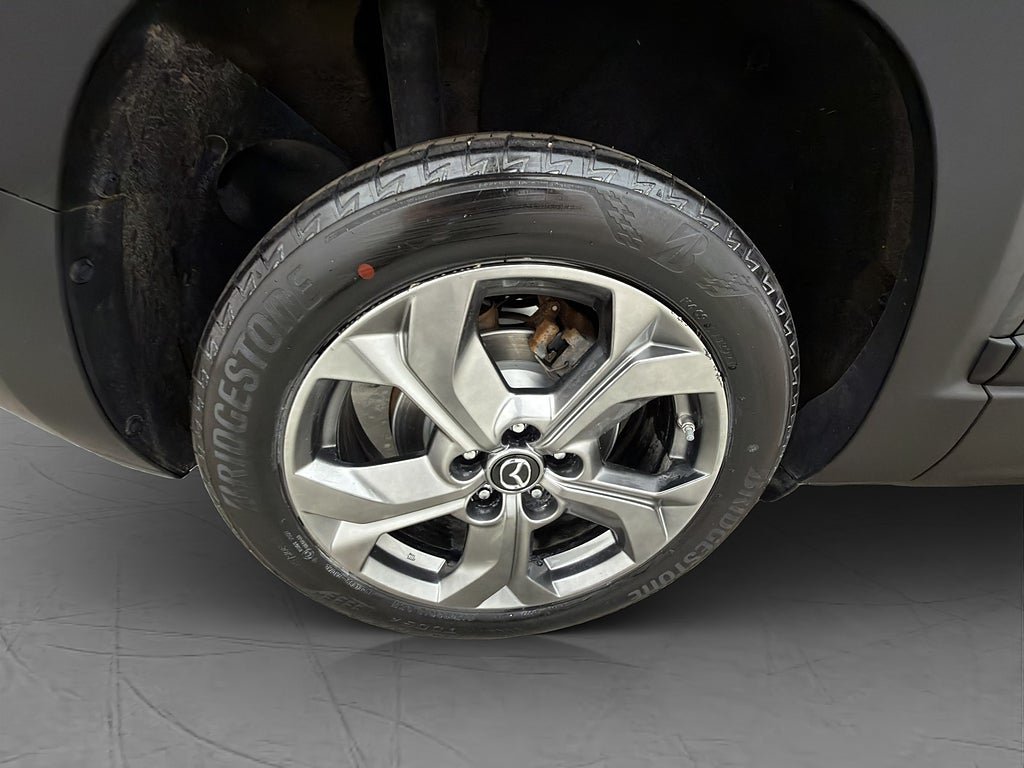 Vehicle Image 35