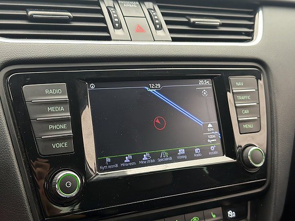 Vehicle Image 23