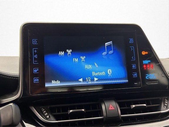 Vehicle Image 19