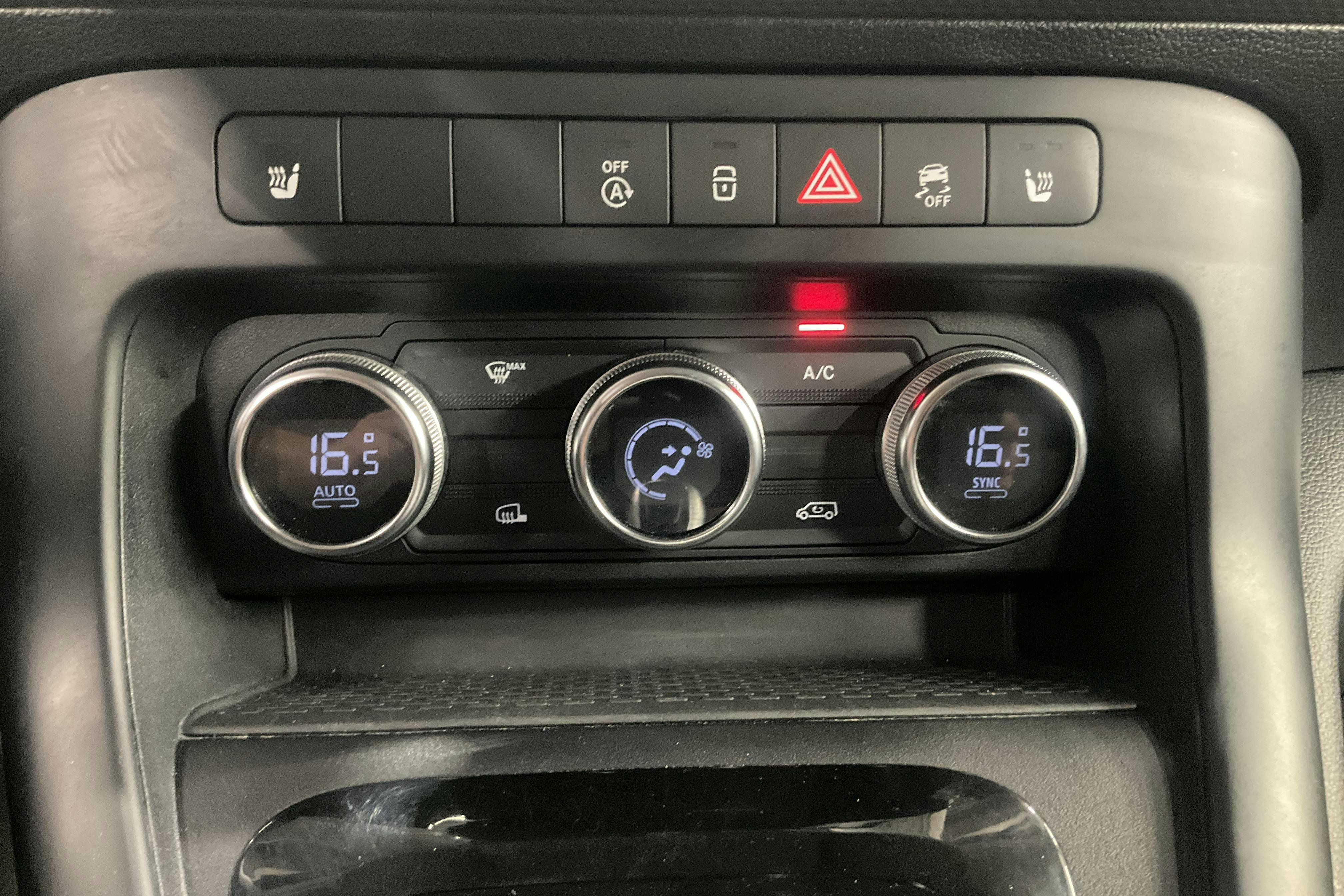 Vehicle Image 17