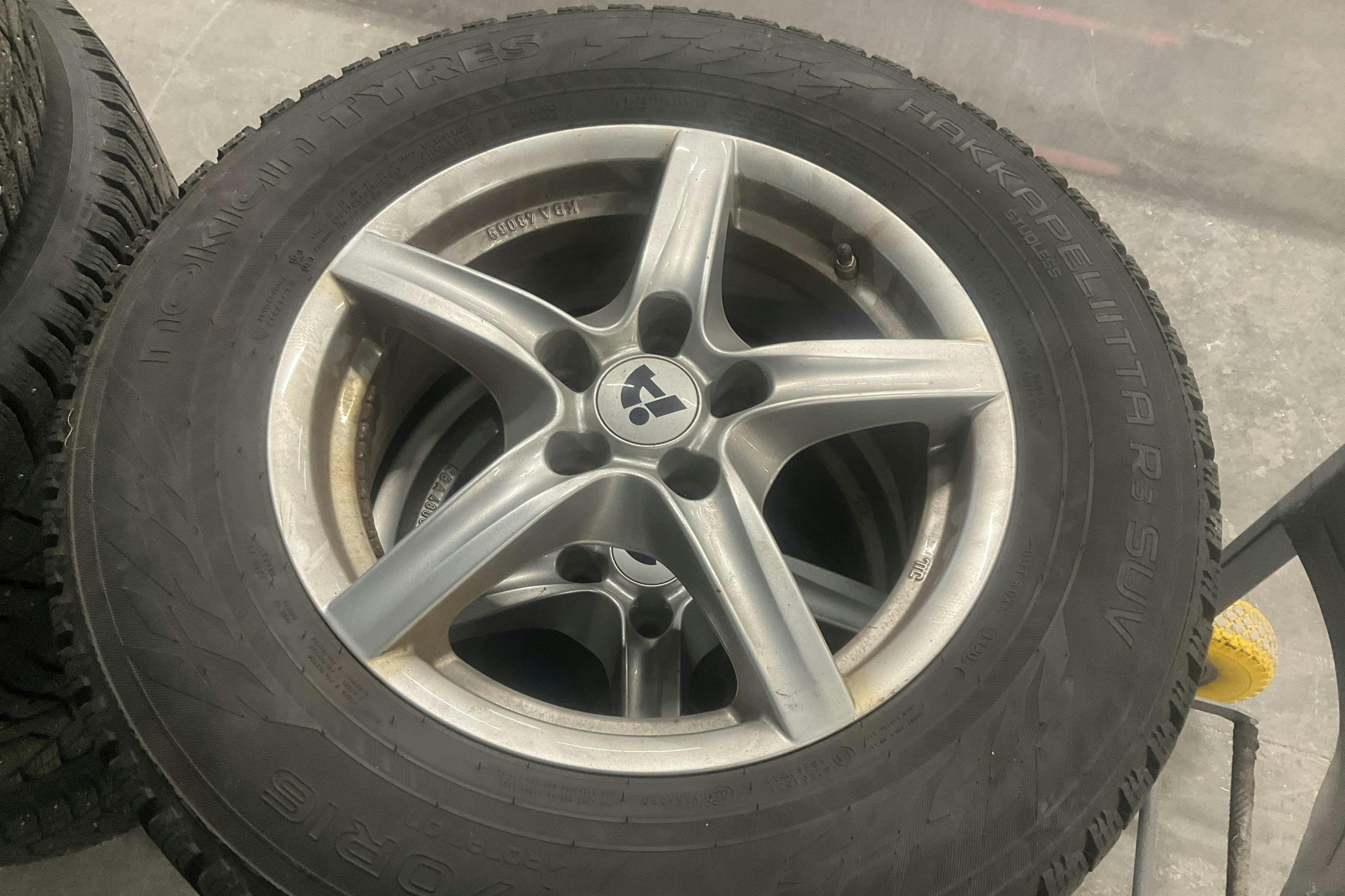 Vehicle Image 14