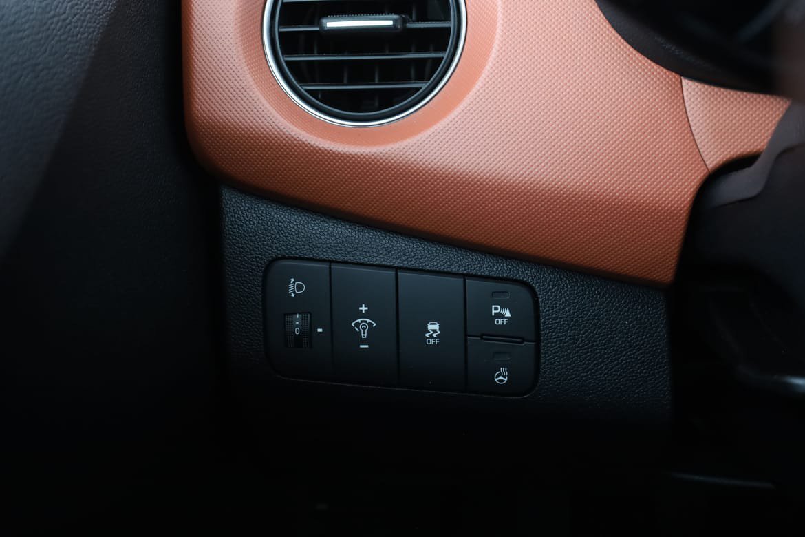 Vehicle Image 33