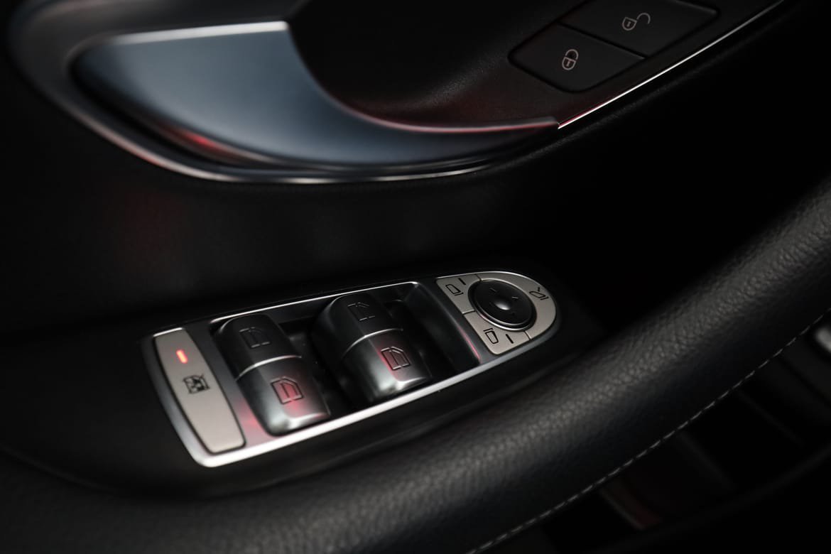 Vehicle Image 37