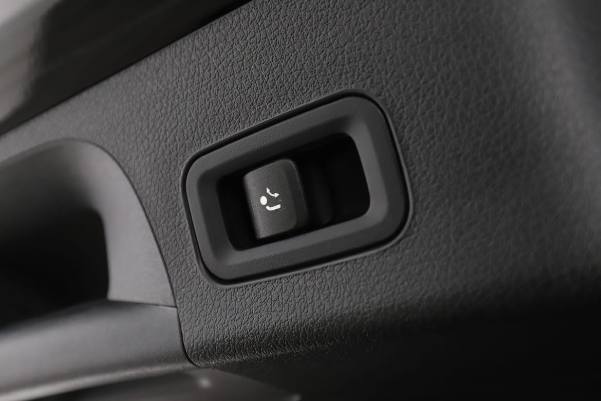 Vehicle Image 36