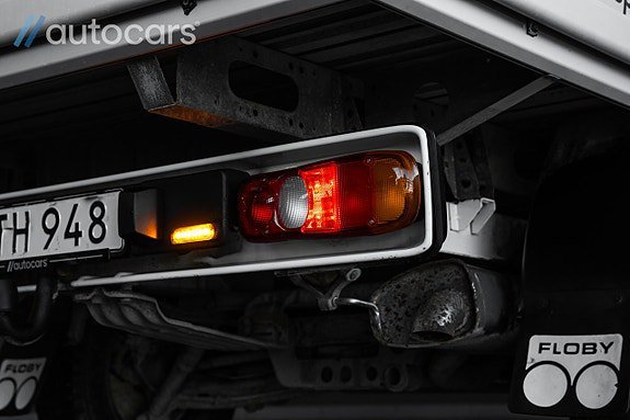 Vehicle Image 13