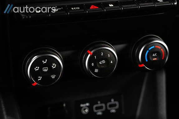 Vehicle Image 28