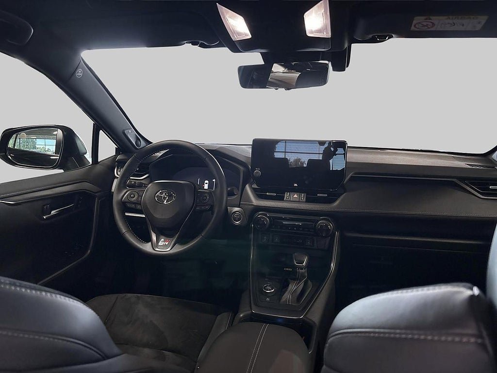 Vehicle Image 11