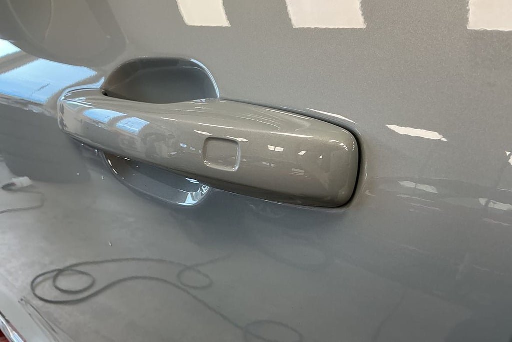 Vehicle Image 23