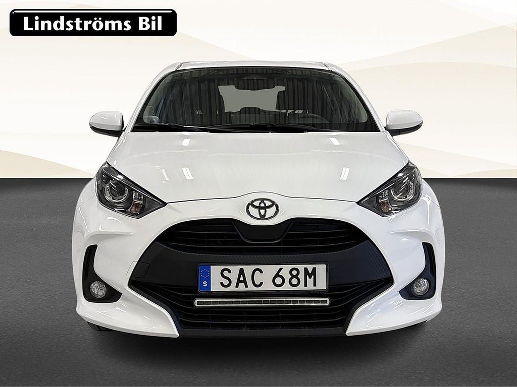Vehicle Image 10
