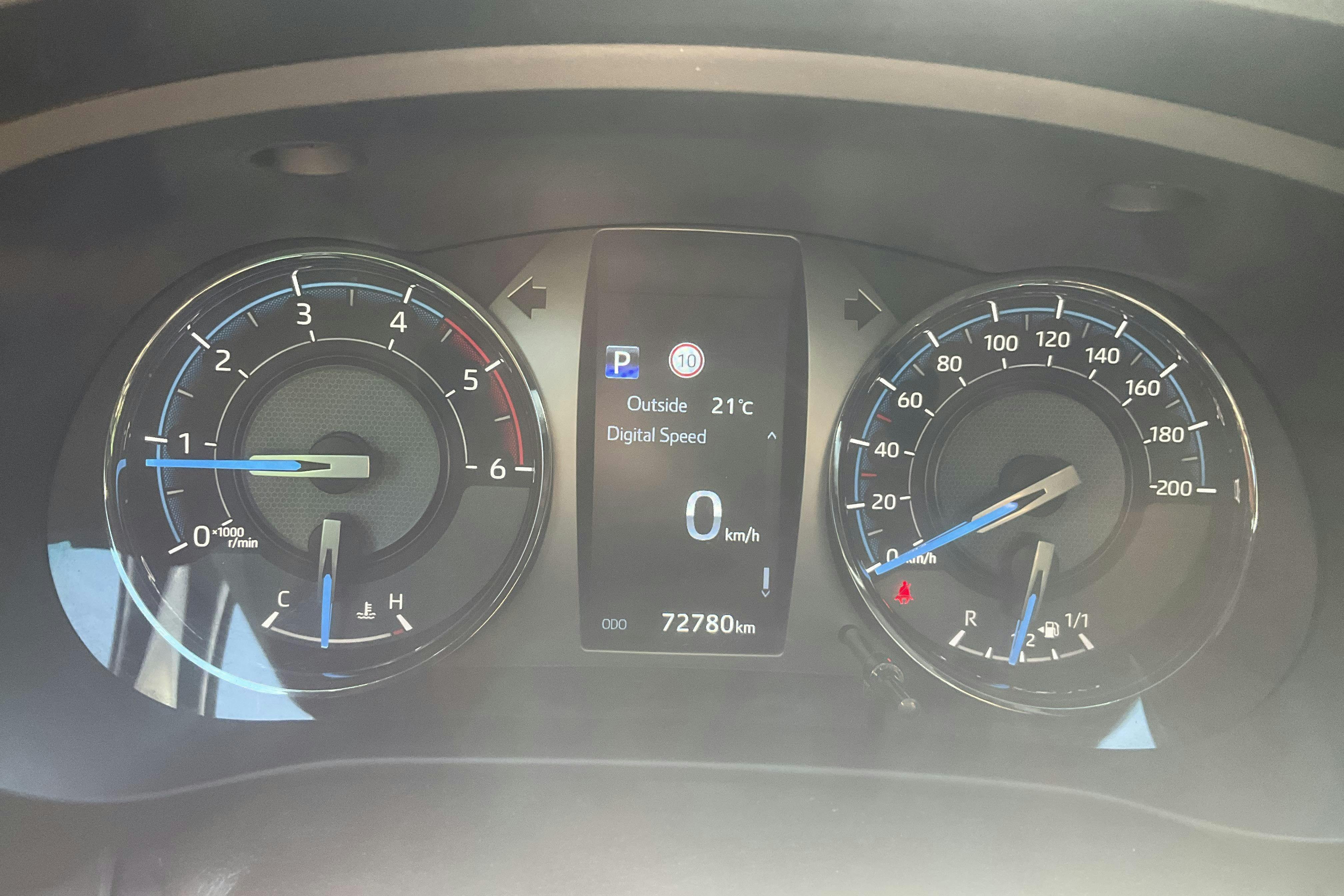 Vehicle Image 10