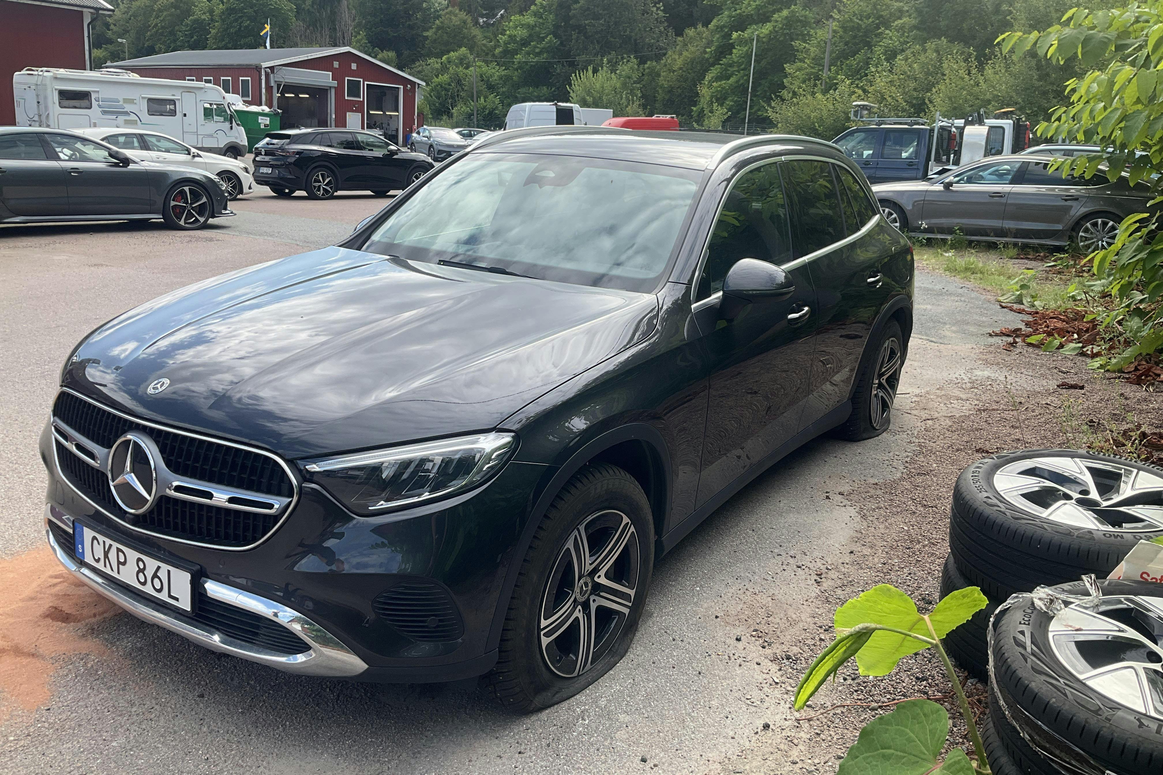 Vehicle Image 10