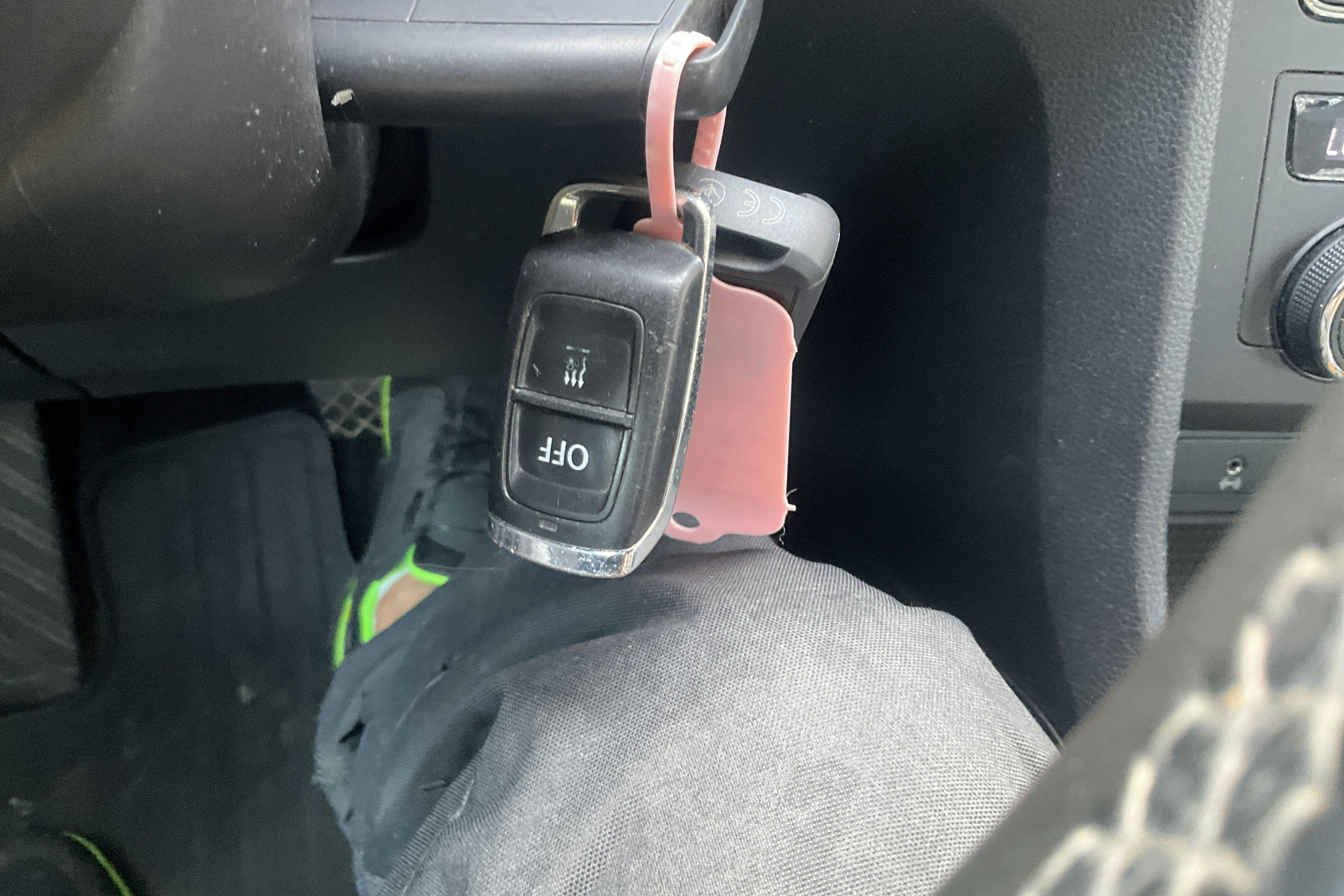 Vehicle Image 13
